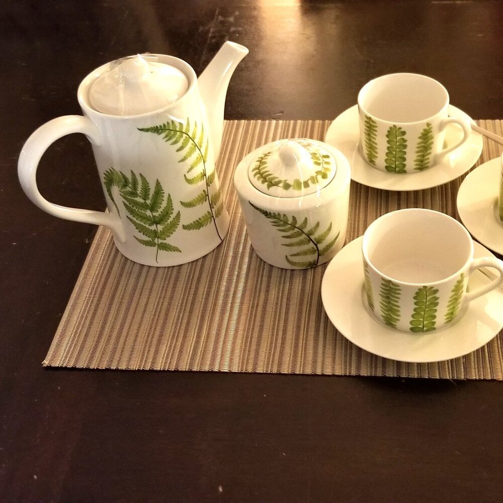 ZARA HOME Vintage Fern Tea/Coffee Pot